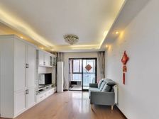 中城国际通透两房 精装修,保养好 领包入住