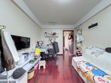 新上好房源,满五,近万达近地铁伶包入住,配套齐全