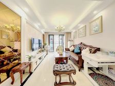 三期新城地铁站无距离,30万精装修,户型正气拎包入住