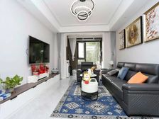 嘉定新城 满五 有电梯 双卫 楼龄新 车位充足 精装修