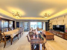 珠宾花园 4室2厅 134平