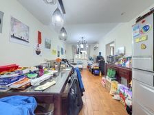 稀缺笋盘 板式南北通透 两南一北 楼层好 接受置换 位置安静