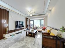 地铁口次新房 180平山景大平层 车位充足 小区有双花园