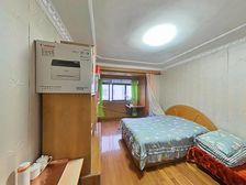 罗秀二村,独栋房子,新开大门在楼下,