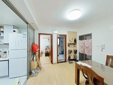 低总价一楼带花园,近徐汇,梅陇公园对面,精装修拎包入住