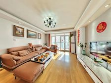 河畔家苑非常正气,楼层好、采光佳,让您居住非常舒适!