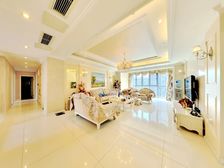 天合凯旋城 5室1厅 201.61平