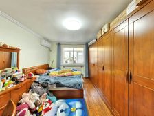 银行里 2室1厅 75.21平