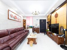 大面积联排 地下一层地上三层 送家具家电 房东出国急售