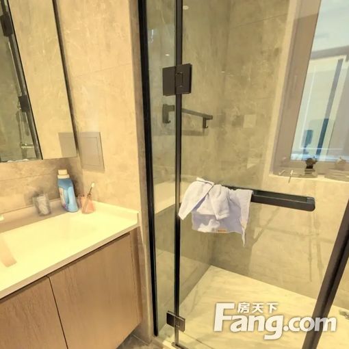  �����䳤�� 3��1�� 165.67ƽ�� 