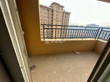 双书包好房 上海大花园旁荣御蓝湾 毛坯 仅69.8万