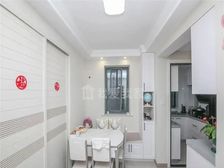 新出双南两房 2年精装修 采光好 模范小区 电梯已装带车位