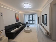 壹号公园A区,精装没住过的两室,可拎包入住