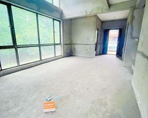 香榭里上叠加 少有毛坯 总价低 可改5房4卫 有 大花园