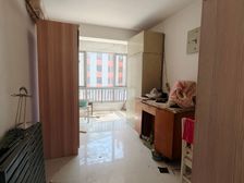 蓝湖郡83平38.99万精装修两室两厅拎包入住 包含地下室