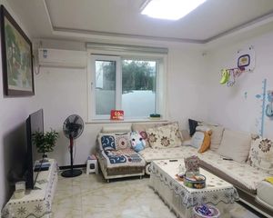 中加荣园3室2厅精装修