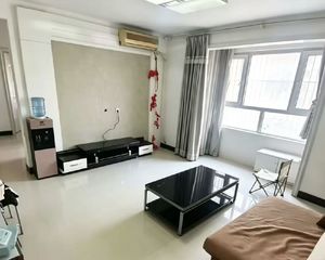 小高层 新秀九年片区 中层 正规三居室 全明户型 青年新城