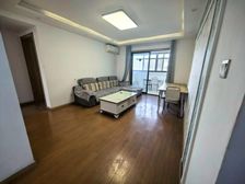 已满两年 可谈,未住过附带两部车位,宝龙旁飞机户型可谈