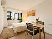 新挂!淞虹路地铁口!精装三楼带车位 置换诚意卖 看房有钥匙!