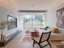 中山公园明星楼盘 装修全送 出行地铁极其方便 带产权车位