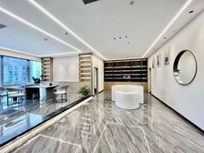 绿地中央广场195平大平层,轻奢风,带家具