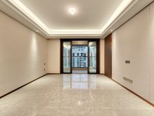 中建东孚次新房 开发商精装交付 低密度 空气环境好