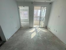 徐泾北城馨浦苑(西区) 带电梯 正南朝向 交通便捷 临地铁