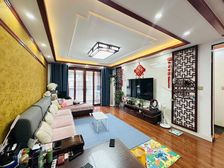 皇山城洋房!精装短住 证过二 元宝户型 着急出售 ,中式风格