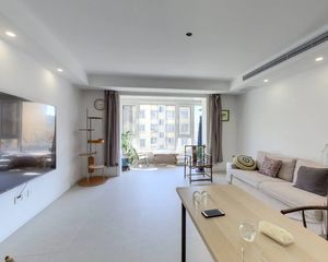 金色房产 三山新新家园 大大的三居2卫 中间层婚房 诚售