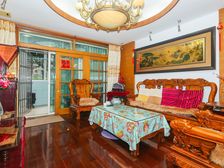 曹杨板块2001年,底楼复式,位置好采光好,一梯两户得房率高