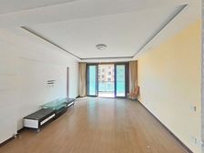 05年次新房| 电梯中午小区后排| 位置安静,来电底