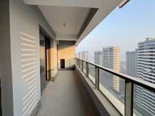 均价5800!白鹭天玺 走一手好楼层四室 还有135平76万