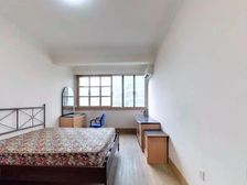 肇嘉浜路地铁口,停车方便,近中山医院,好出租,正向朝南采光好