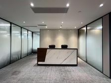 珠江新城 234m精装4间隔 员工区24人分体空调