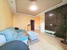 高新三路 万润城市花园 对门 精装1室 小高层中间楼层