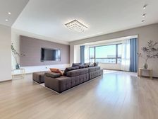 金鹰华庭新出一套豪华装修独栋别墅