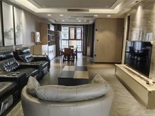 诚心出售 高新四路 南站旁 送豪华装修80万 可按揭看房接送