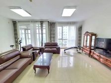 水上公园旁 时代奥城 4室3厅 精装修