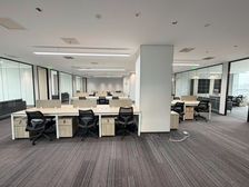 地铁口项目自控 正对电梯口 甲写 品质办公 甲方直租 含税