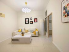 步行街上 春晖花园 精致小三房 拎包入住