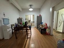 南向采光好 产权清晰 近医院 满五 出行方便 双卫