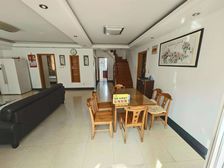 新出奉浦苑复试 4楼的顶楼复试带超大露台 户型正气 业主诚售