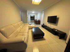 汤臣臻园多套151平和138平大户型在售。送产权车位,有钥匙