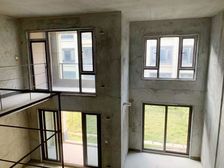 新上 带前后90平 花园 南山院子叠拼别墅 使用面积200平