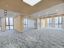 南京林业大学旁 铁北红山国际社区 低密花园办公 精装配家具