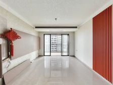 中建映湖万黛 4室2厅 110.49平