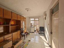 一片 直管公产 独厨 中楼层阳面 可公益贷 集体户可买