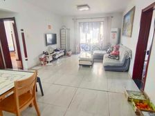 双卫生间 近地铁 出行方便 商业配套齐全 高楼层采光充足