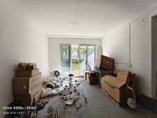 房东年前急出(带花园 单价3000多)万达旁新小区