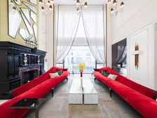 御湖别墅:香水湾别墅装修蕞具艺术感别墅,挑空大客厅,进口家具